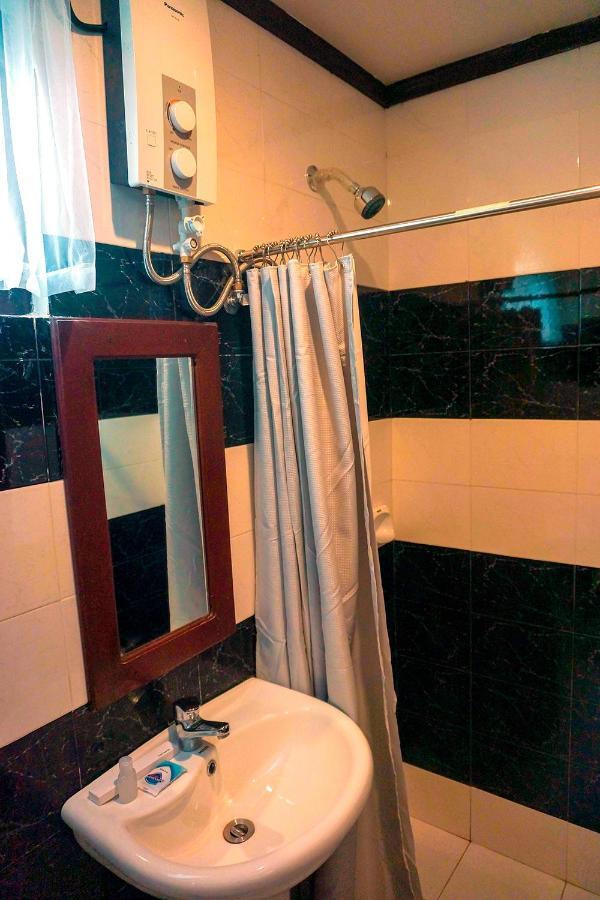 Veranda Hotel Paoay エクステリア 写真