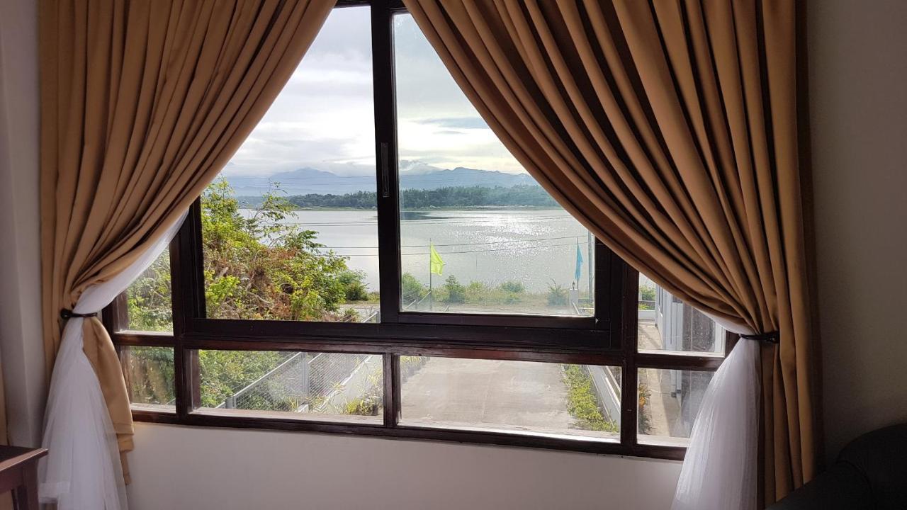 Veranda Hotel Paoay エクステリア 写真