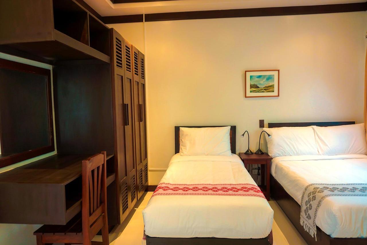 Veranda Hotel Paoay エクステリア 写真