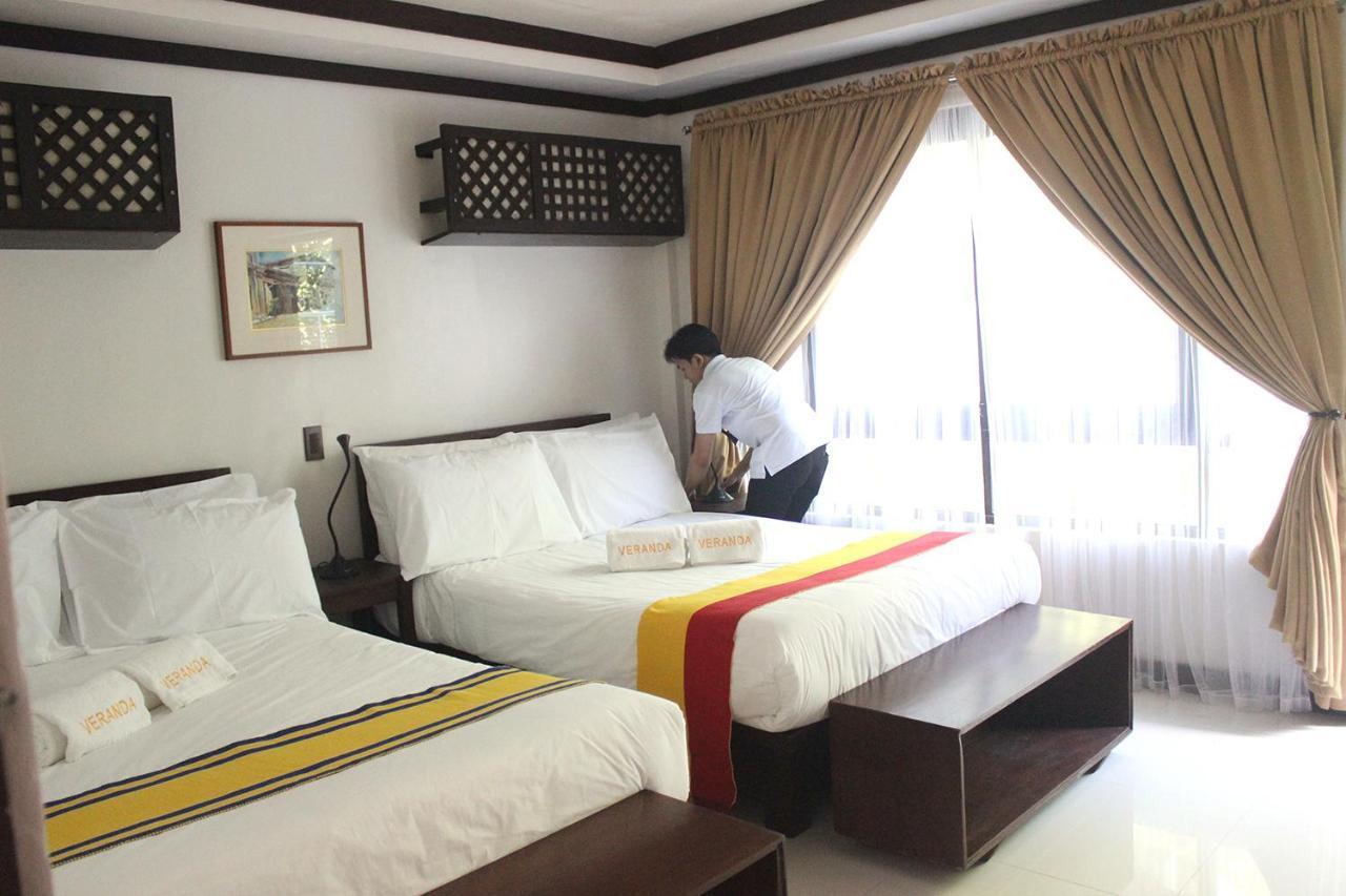 Veranda Hotel Paoay エクステリア 写真